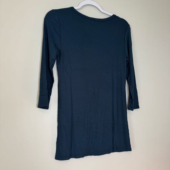 Laila Jayde Fitted Ribbed Scoop Neck 1/2 Sleeve Top Dark Denim NWT Small - Picture 5 of 9